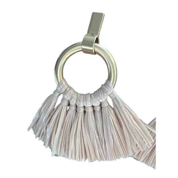 Madewell Gold Tone Raffia Tassel Earrings Fringe Hoop 2" Pierced 10.01g Vacation - Picture 2 of 5